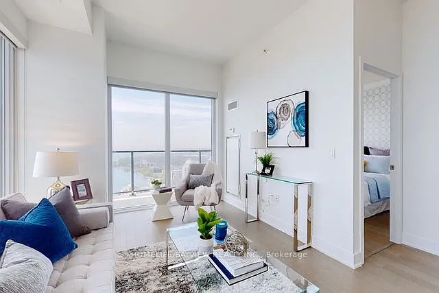 30 Shore Breeze Dr #4217 — Photo 5