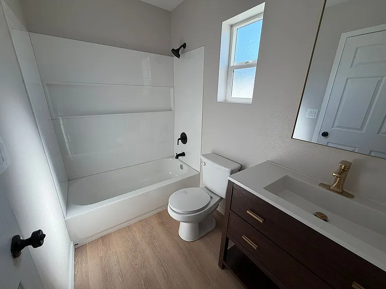 3592 Timothy Way — Photo 6
