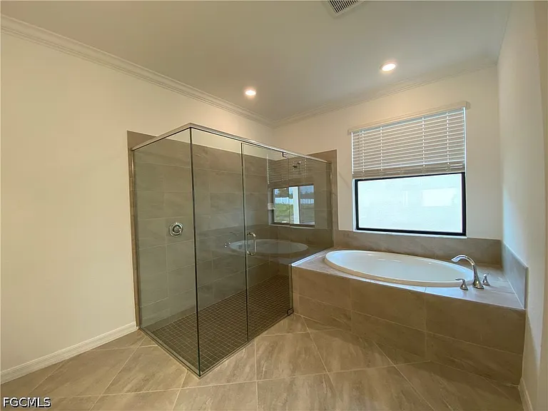 14662 Cantabria Dr — Photo 40