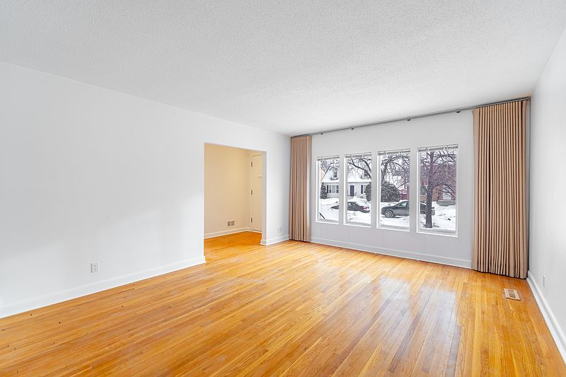 Winnipeg Apartment for rent - 2 Bedrooms — photo 20