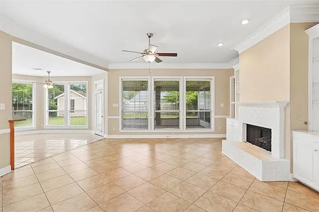 476 Choctaw Dr — Photo 2