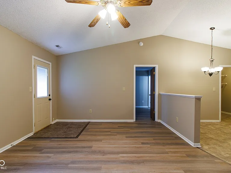 4119 Manasota Ct — Photo 4
