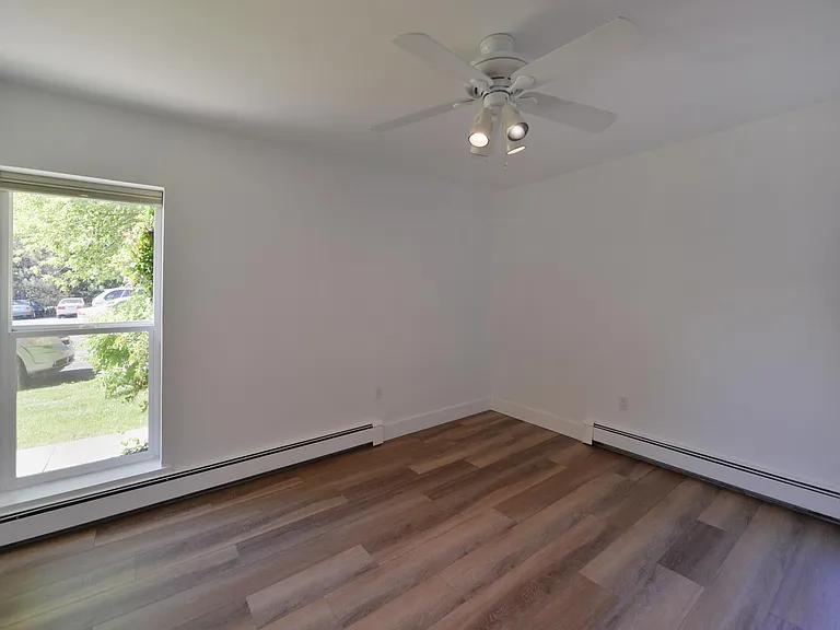 Blackout blinds in both bedrooms