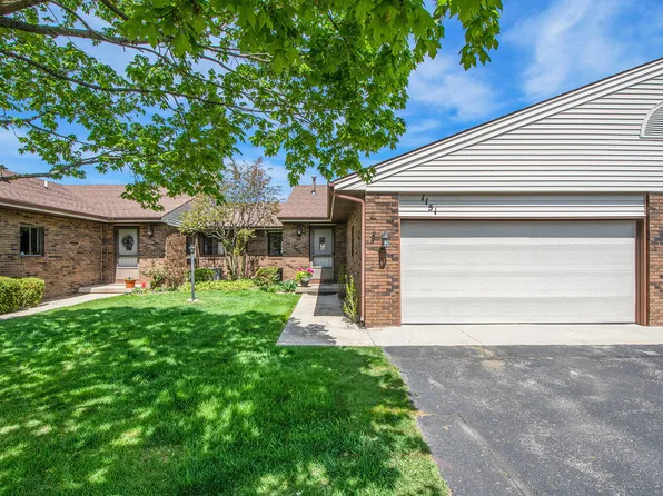 1151 Amberwood West Dr SW, Byron Center, MI 49315