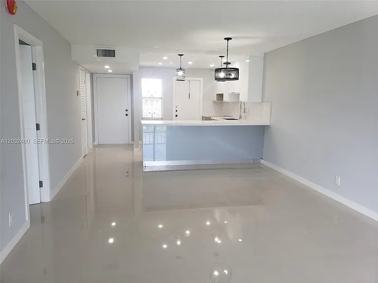 4700 Washington St #404 — Photo 20