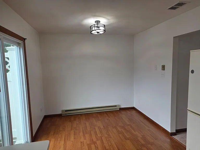 1118 Bernice Dr — Photo 7