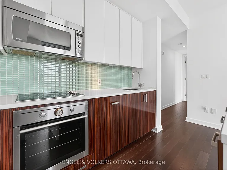 300 Lisgar St #1210 — Photo 15