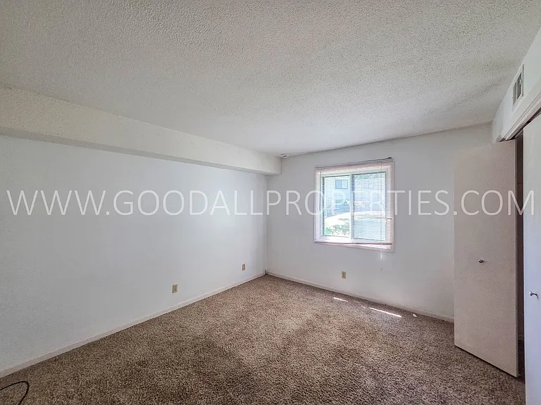 9523 University Ave #6 — Photo 7