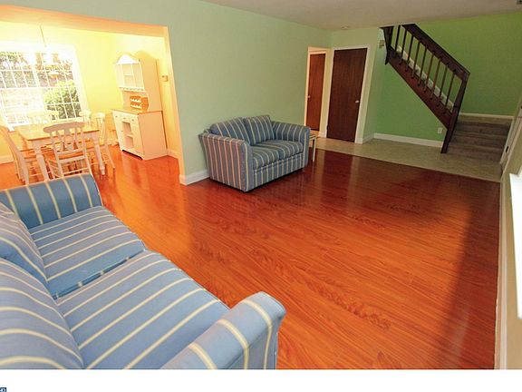 3rd image of 2305 Saint Francis St
