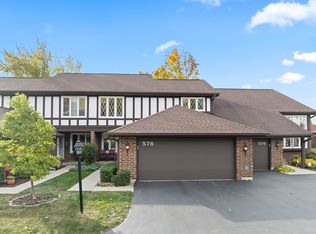 578 Cress Creek Ter, Crystal Lake, IL 60014