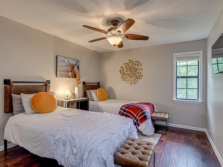 446 Creekwalk Dr — Photo 23