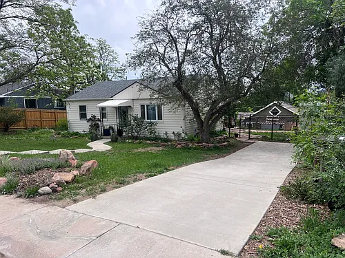 2370 Panorama Ave Photo 1