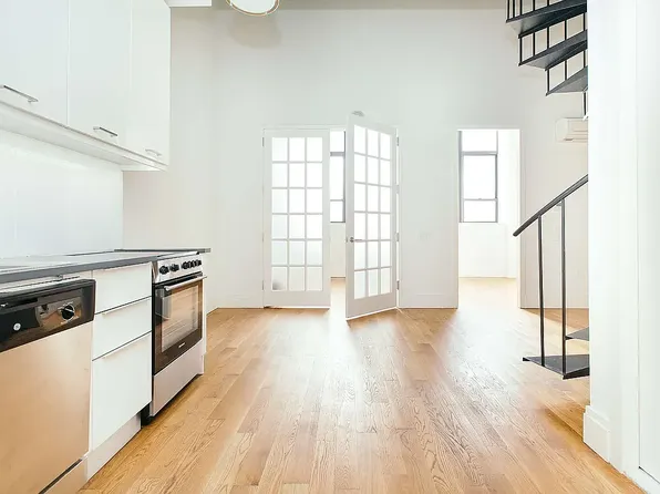 17 Monitor Street image 1 of 47