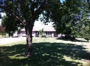 8005 S Barry Rd, Columbia, MO 65201