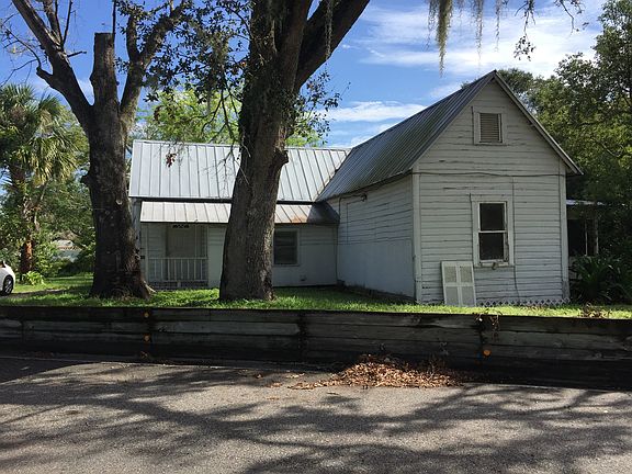 2nd image of 713 S Emory Ave