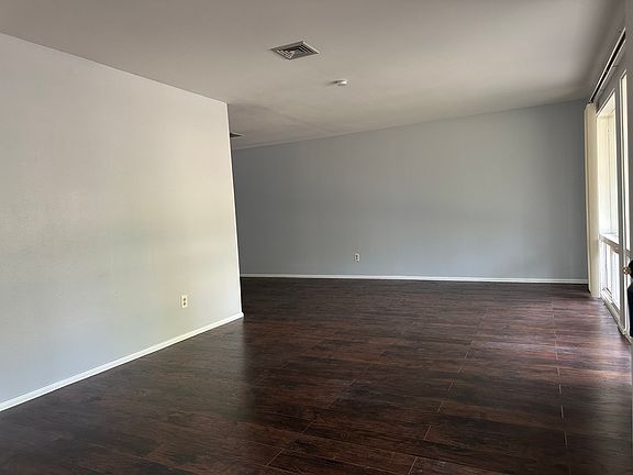 2nd image of 1643 Fontana Dr