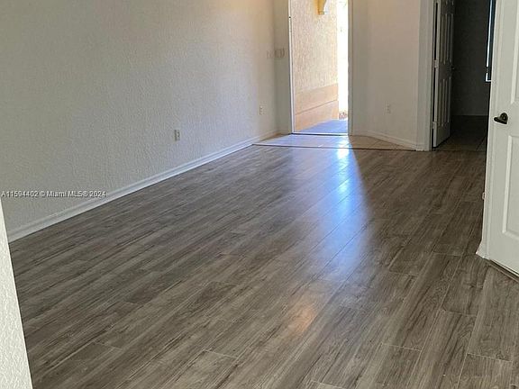 4th image of 8330 NW 107th Pl #621