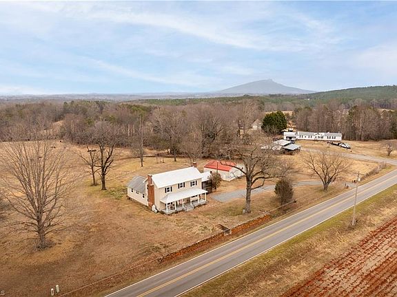 5th image of 1149 Quaker Church Rd