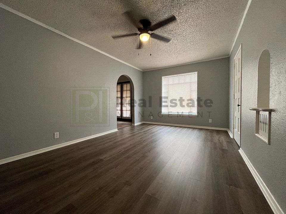 1st image of 428 S Broadway Ave #J