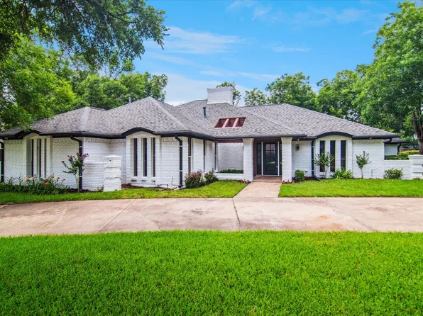 813 Lakeshore Dr, Mesquite, TX 75149
