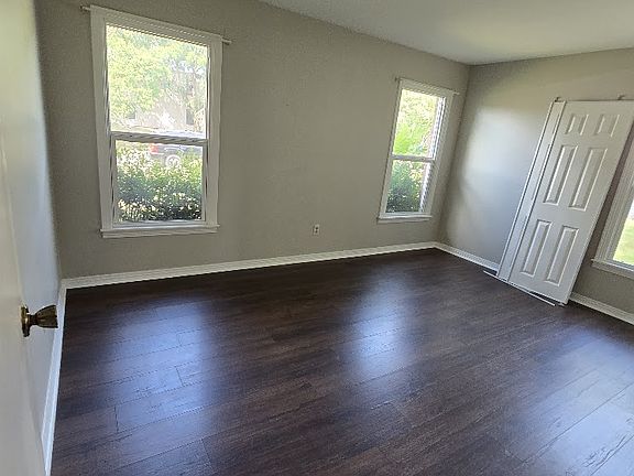 3rd image of 4100 N 20th St