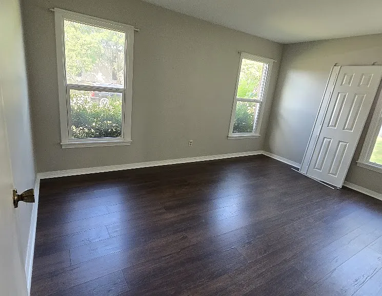 4100 N 20th St — Photo 3