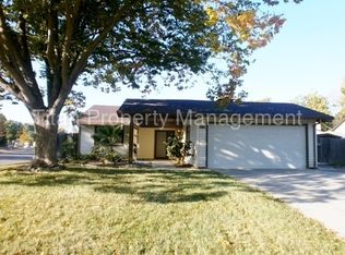 8608 Prairiewoods Dr, Sacramento, CA