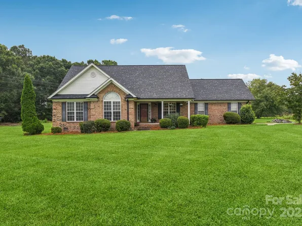 6746 Edwards Farm Ln, Monroe, NC 28110
