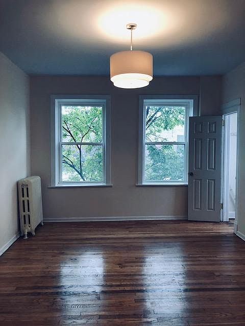 1st image of 2812 W Palmer St