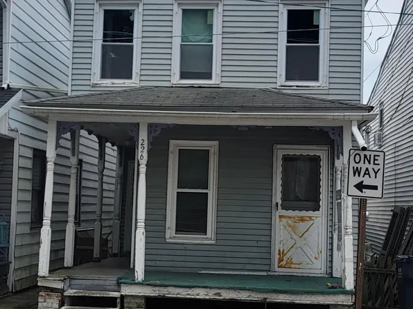 226 Lower Mulberry St, Danville, PA 17821