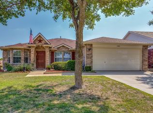 1001 Kelsey Ct, Forney, TX 75126