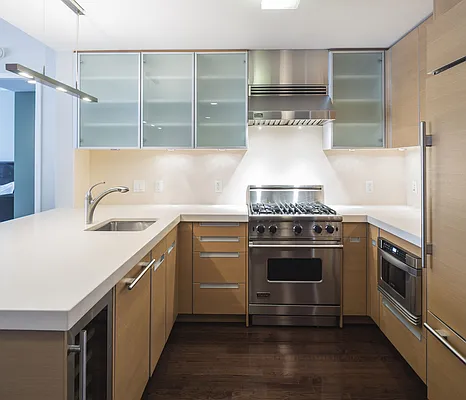 Rented by Compass | media 33