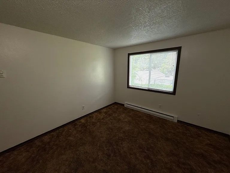 4135 State St #11 — Photo 19