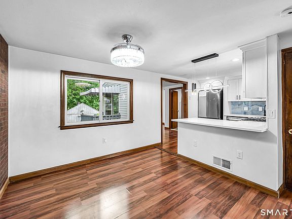 5th image of 43 Westover Road
