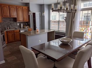 2343 Huntington Station Ct, Alexandria, VA 22303