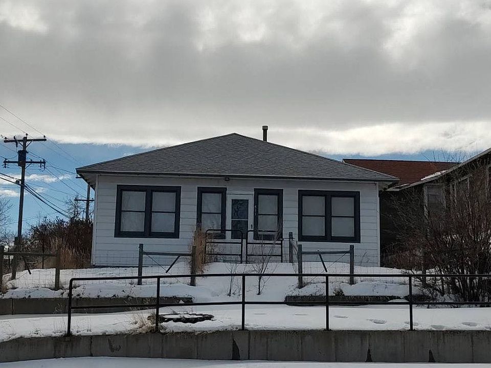 1st image of 411 W Deer St