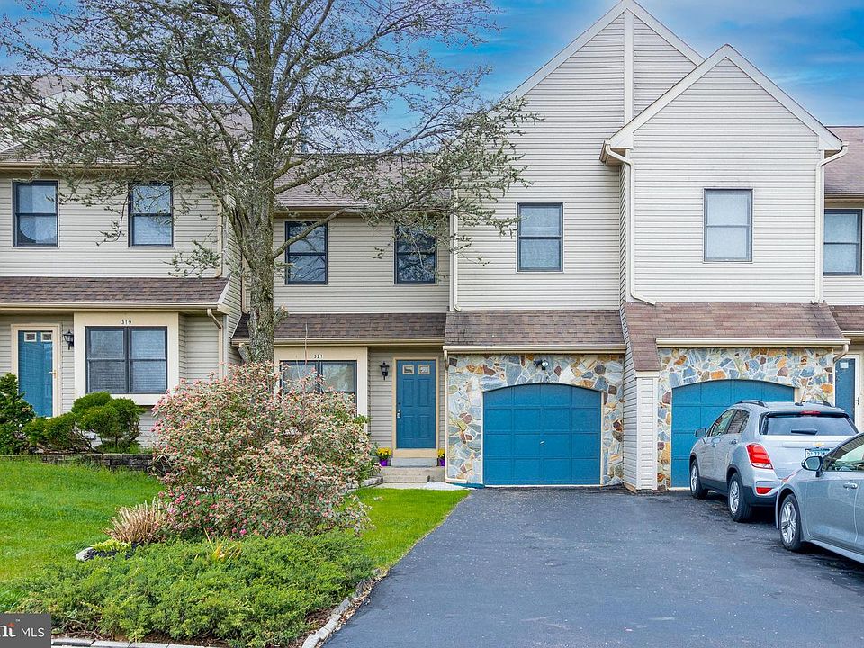 1st image of 321 Basswood Cir