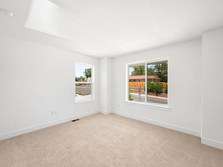 4656 W 9th Ave — Photo 23