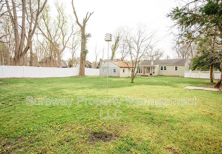 20 Coates St — Photo 41