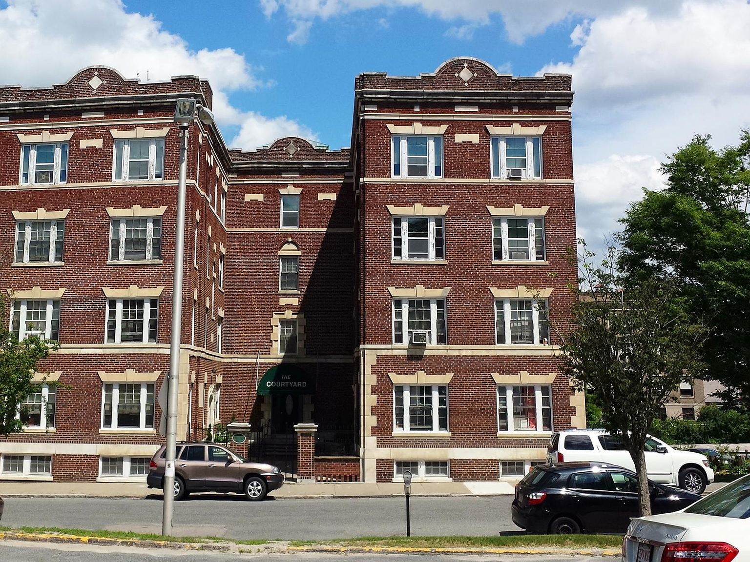 15 Irving St, Worcester, MA 01609 Zillow