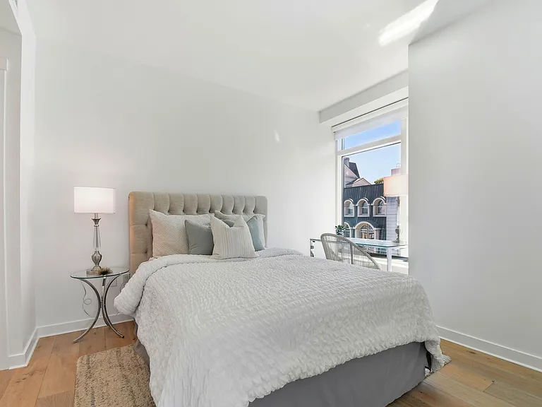 1688 Pine St #1008 — Photo 12