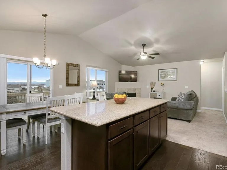 641 Lene Ln — Photo 16