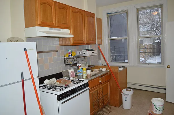 Rented by Proper Real Estate, LLC | media 8