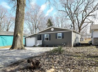 1009 N Rachel St, Rensselaer, IN 47978