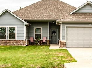 223 Anchor Ln, Gun Barrel City, TX 75156