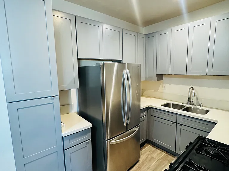 15656 Saticoy St #1 — Photo 6