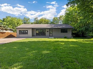 2132 E Cinderella St, Springfield, MO 65804