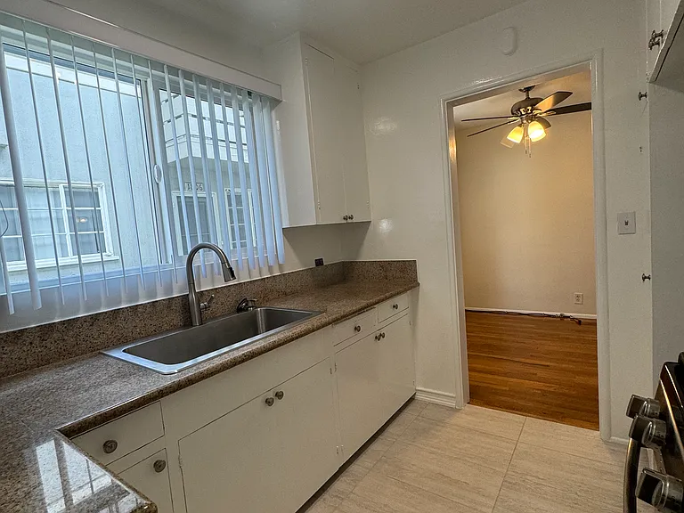 1792 Grevelia St #1792 — Photo 13
