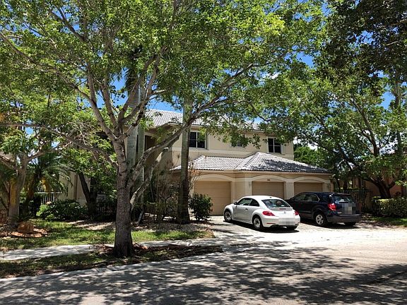 3rd image of 1146 Lavender Cir
