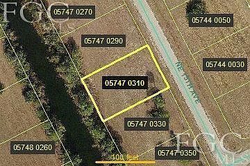 2nd image of 3908 NE 15th Ave